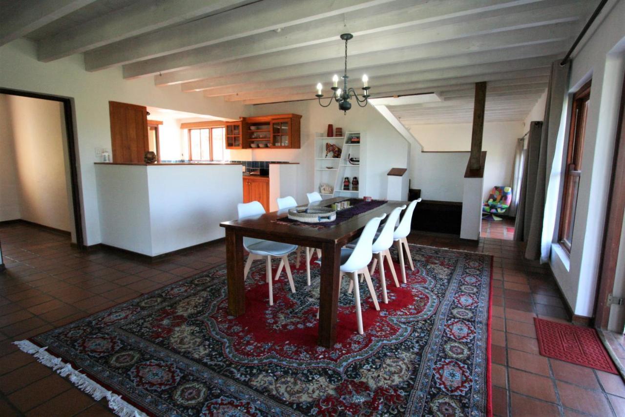 Colourful Bnb The Crags Room photo